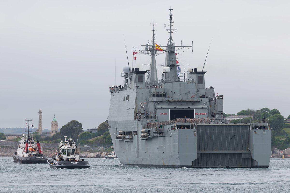 New Section added to Amphibious: Galicia Class LPD with 19 Images added of ESPS Galicia L51