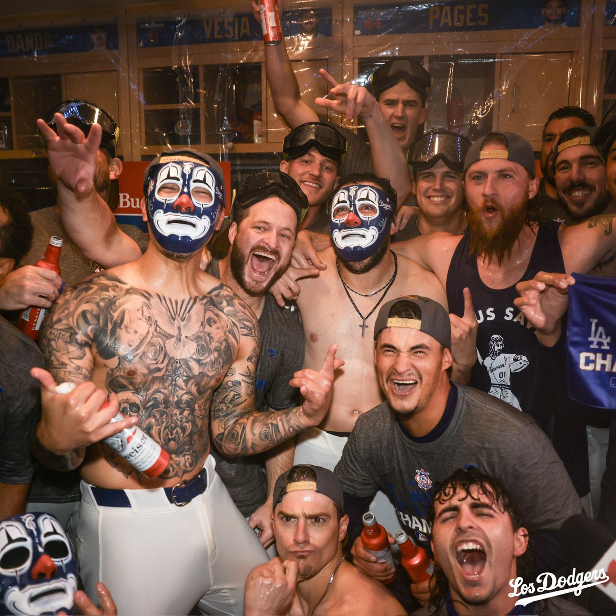 owndodgerhaters tweet picture