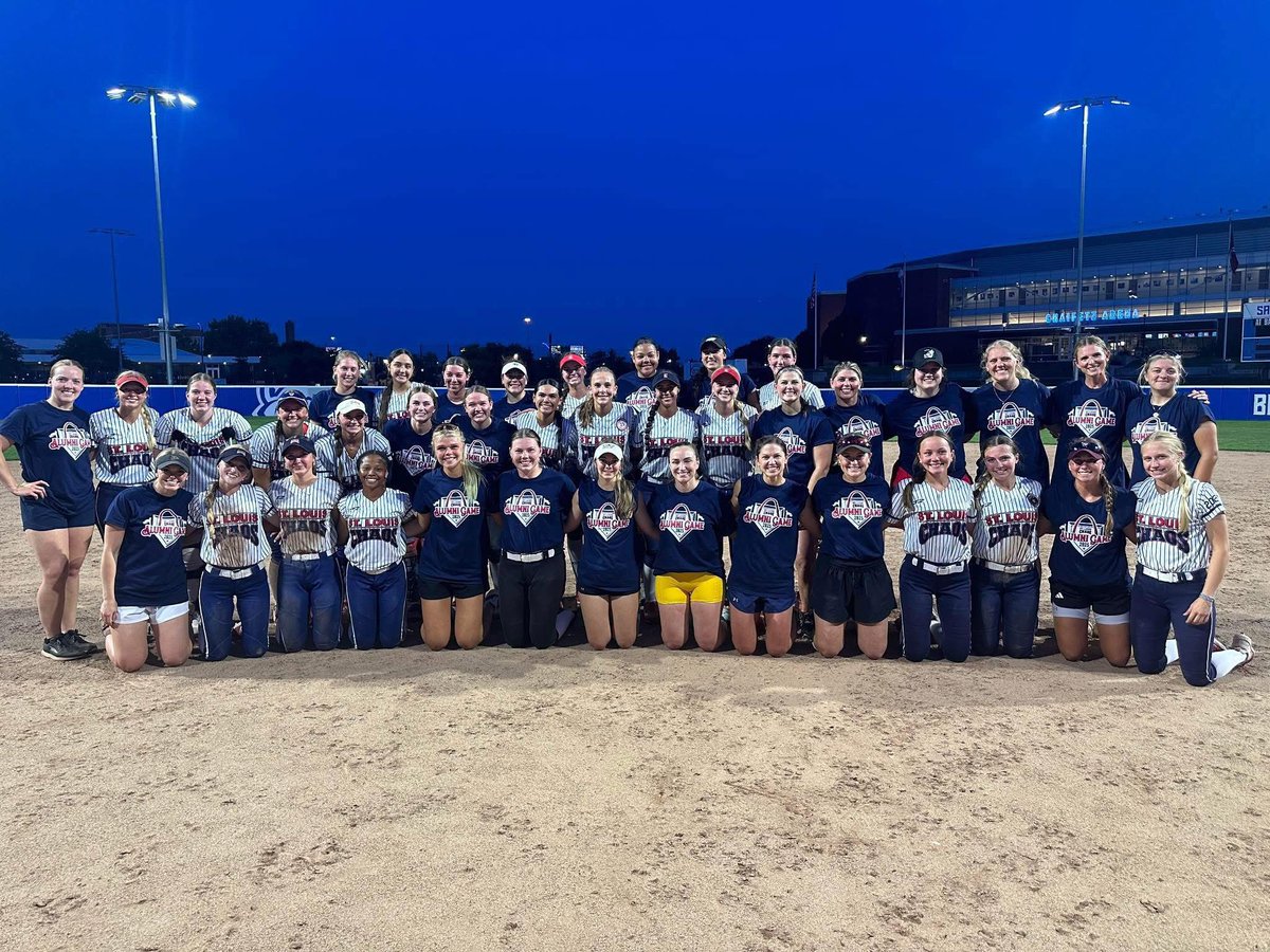 St Louis Chaos Laurrell 16U (@chaosntl08) on Twitter photo Last night's Chaos Alumni game was a huge success! Proud to have 3 of our players joining the 18u Gentile sister team to face off vs the alums #ChaosFamily #ChaosYouKnow
2026 <a href="/MintaReeves17/">Minta Reeves</a>
2026 <a href="/AmariJones08/">Amari Jones</a>
2028 <a href="/cungerboeck2028/">Cat Ungerboeck</a>
.
@stlchaos <a href="/stlchaos18u/">St. Louis Chaos 18U-Gentile</a> Last night's Chaos Alumni game was a huge success! Proud to have 3 of our players joining the 18u Gentile sister team to face off vs the alums #ChaosFamily #ChaosYouKnow
2026 <a href="/MintaReeves17/">Minta Reeves</a>
2026 <a href="/AmariJones08/">Amari Jones</a>
2028 <a href="/cungerboeck2028/">Cat Ungerboeck</a>
.
@stlchaos <a href="/stlchaos18u/">St. Louis Chaos 18U-Gentile</a>