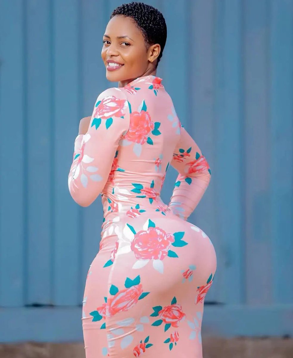 shanita883's tweet photo. Can't believe her vedios leaked, check in comments but don't open in public🤭🤭😉😉 https://t.co/HAepJpejza