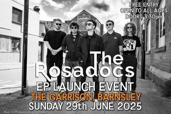 sionafnowball's tweet image. After first seeing @TherosadocsUK in 2018, I set myself a BIG birthday challenge! ‘See them 50 times before I’m 50’ With the big day looming I was gutted to admit I was not gonna quite achieve it…….and then they go and announce THIS!!! 
My day has officially been made!!! 🎶🧡🎶