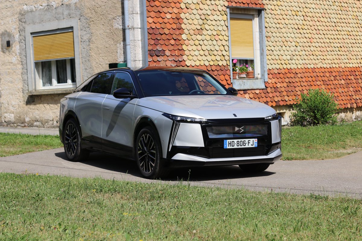 We’ve been challenging the impressive range of the new DS No.8 in FWD and AWD on twisty Alpine routes <a href="/derekreilly/">Derek Reilly</a>  <a href="/MotoFonikk/">TouringCar.ie</a>