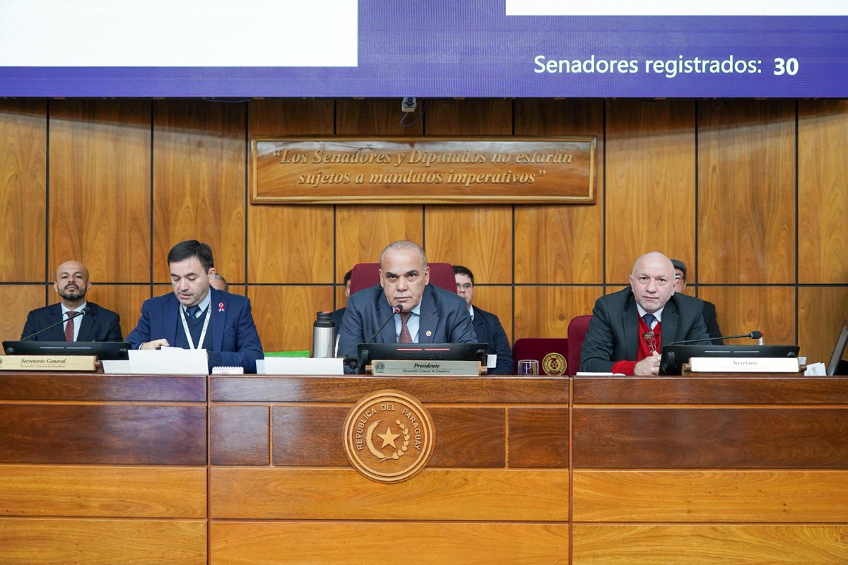Proyecto que regula el uso de vapeadores fue sancionado por el Senado

senado.gov.py/index.php/noti…

#SenadoPy