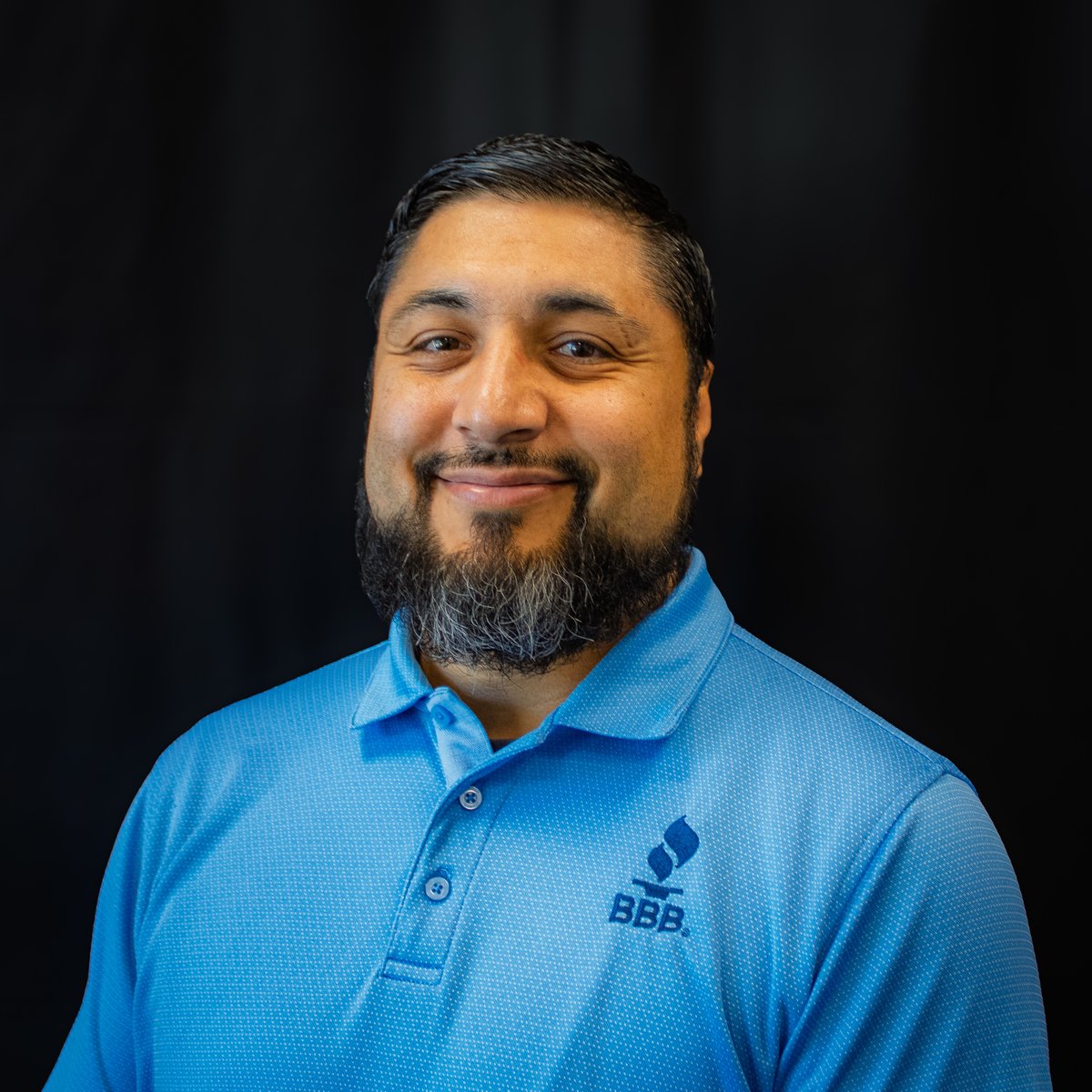 👏 Shoutout to Andres on his 1-year anniversary with BBB!

In just one year, he’s elevated our events, press outreach, and business engagement efforts—making a real impact behind the scenes.

Here’s to year one!

#BBB #BetterBusinessBureau #WorkAnniversary