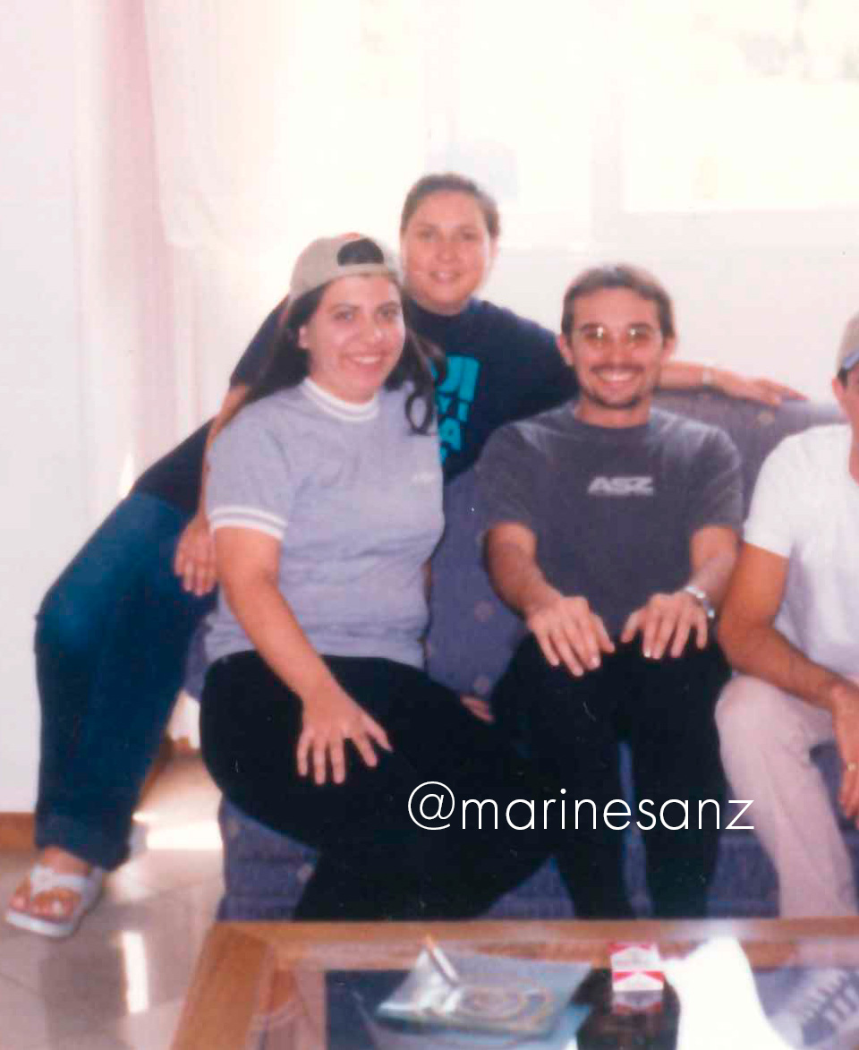 marinesanz's tweet photo. Gira ‘El Alma al Aire’ en Mendoza, 2001🎸📸 en Argentina. Muchas primeras veces, primera prueba de sonido, primera vez en Primer Fila.
#ElAlmaAlAire #Gira #Mendoza #Concierto #Recuerdos #Música @alejandrosanz https://t.co/AF8RwfLG8L