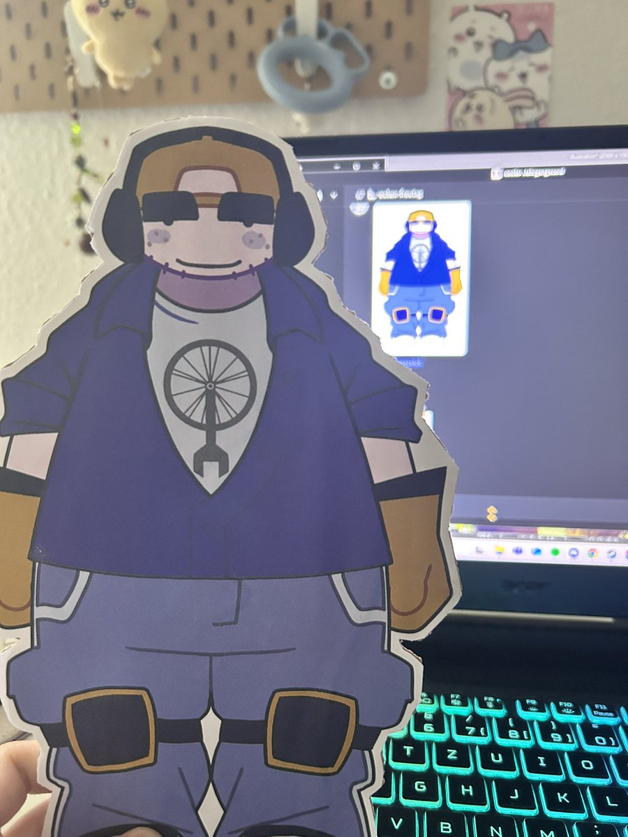 malte um gottes willen guck NICHT. HINTER DICH.