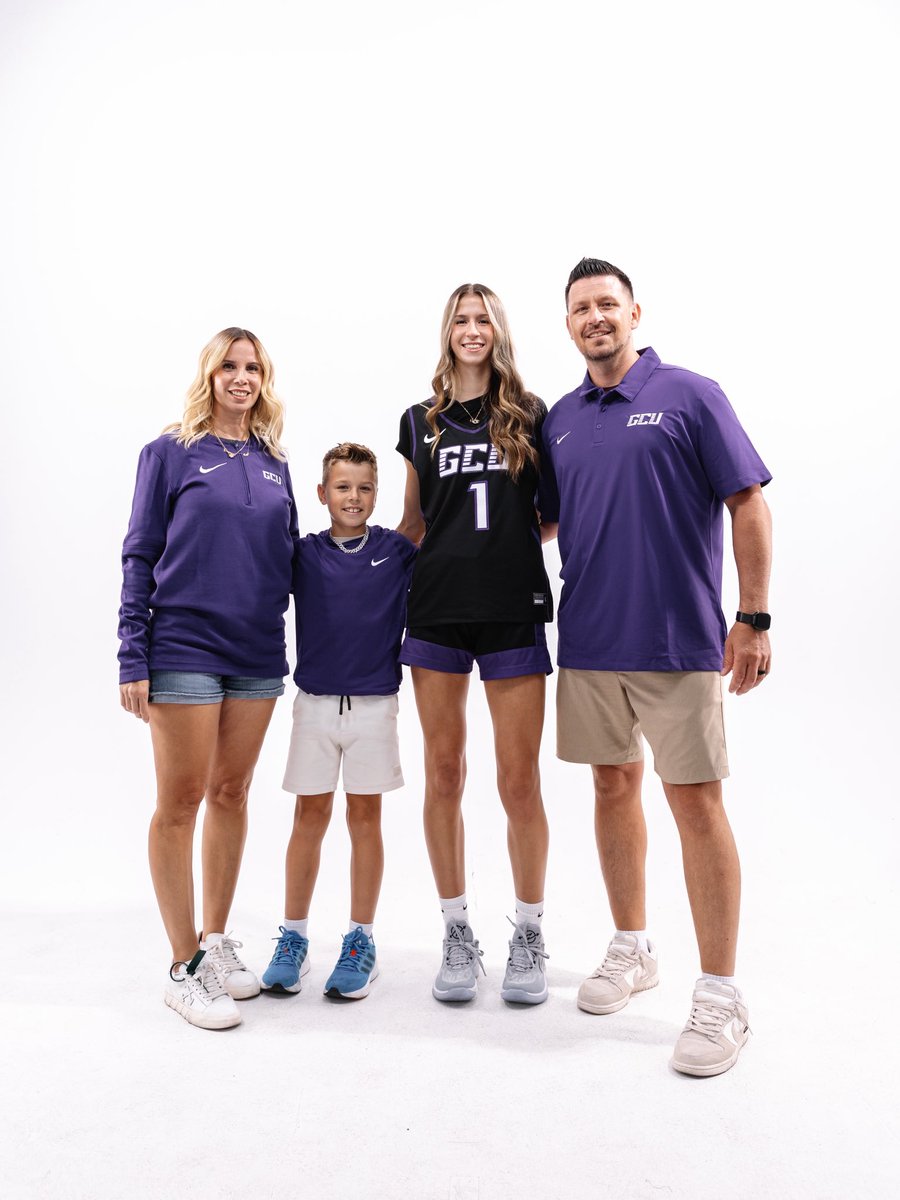 Yasmeen Schmidt 🇺🇸🇹🇷 (@yasmeen_ba11er) on Twitter photo Go Lopes?! 💜🖤 Thank you <a href="/GCU_WBB/">GCU Women's Basketball</a> staff and players for an amazing official visit. <a href="/SAFinestbball/">SA Finest Basketball</a> <a href="/GCU_Lopes/">GCU Lopes</a> <a href="/ccs_girlshoops/">CCS Girls Basketball</a> <a href="/CCSWarriorsSATX/">CCS Warrior Athletics</a> <a href="/cmrice44/">Chloe Rice</a>
#officialvisit #lopesup Go Lopes?! 💜🖤 Thank you <a href="/GCU_WBB/">GCU Women's Basketball</a> staff and players for an amazing official visit. <a href="/SAFinestbball/">SA Finest Basketball</a> <a href="/GCU_Lopes/">GCU Lopes</a> <a href="/ccs_girlshoops/">CCS Girls Basketball</a> <a href="/CCSWarriorsSATX/">CCS Warrior Athletics</a> <a href="/cmrice44/">Chloe Rice</a>
#officialvisit #lopesup