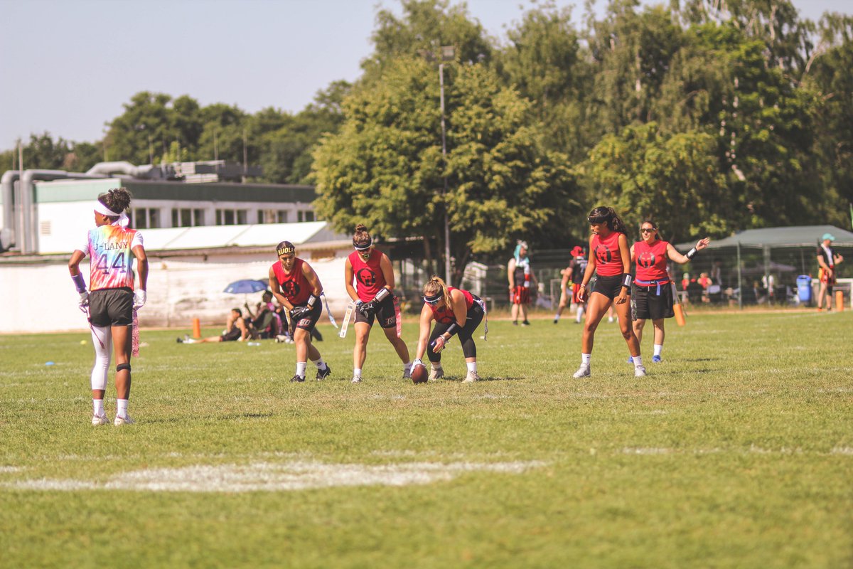 🏈 FLAG FOOTBALL - Big Bowl 2025: 

🇩🇪 Walldorf Wanderers recupera in extremis ante el 🇪🇸 equipo español su 🏆 título. Las británicas 🇬🇧 Misfits nuevas campeonas 

🔗historiadeportiva.com/2025/06/big-bo…