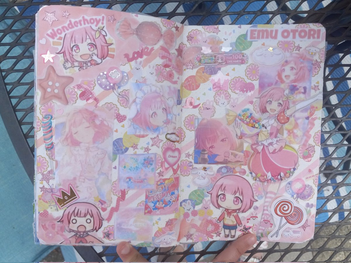 SakuraKaitos's tweet image. Wonderlands x showtime scrapbook spreads ๐๐๐๐