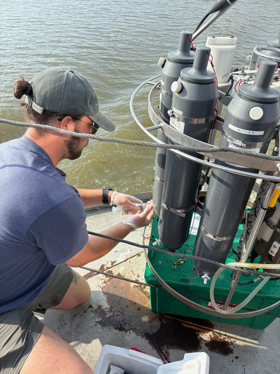 Three CEOS members of the Department of Environment and Geography, ran a field course on Lake Winnipeg last week. The course involved class lectures, followed by 3 days aboard the MV Namao, examining water quality gradients from the Red and Winnipeg Rivers #Fieldtrip
