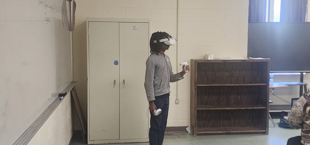 Chris Morris tweet media