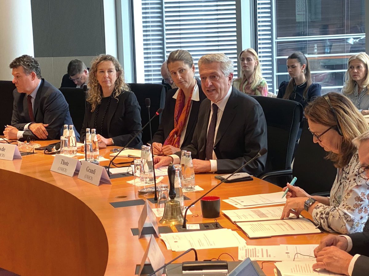 Filippo Grandi (@filippograndi) on Twitter photo I briefed the Human Rights & Humanitarian Aid Committee as the ๐ฉ๐ช <a href="/Bundestag/">Deutscher Bundestag</a> embarks on key budget discussions.
Aid is a stabilizing factor in major crises, including in Europe's neighborhood.
It is crucial that Germanyโs humanitarian leadership and resources stay strong. I briefed the Human Rights & Humanitarian Aid Committee as the ๐ฉ๐ช <a href="/Bundestag/">Deutscher Bundestag</a> embarks on key budget discussions.
Aid is a stabilizing factor in major crises, including in Europe's neighborhood.
It is crucial that Germanyโs humanitarian leadership and resources stay strong.