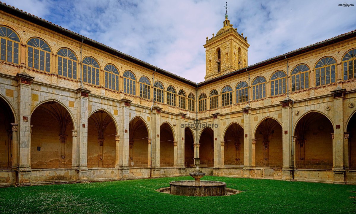 arteviajero_com's tweet photo. Monasterio de Santa María la Real de Irache (Navarra), magnífico conjunto arquitectónico en el que podemos contemplar de manera armoniosa los estilos románico, gótico, renacentista y barroco
#arte #travel https://t.co/t1mIaosq8c
