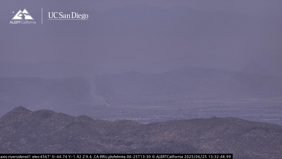 DanielFireTruck's tweet photo. New Brush Fire Warren Road/Esplanade Avenue, Hemet.
Air Attack 310, Air Tankers 72, 73, Copter 609 is enroute.
#PonyFire https://t.co/ibW7vUhcfP