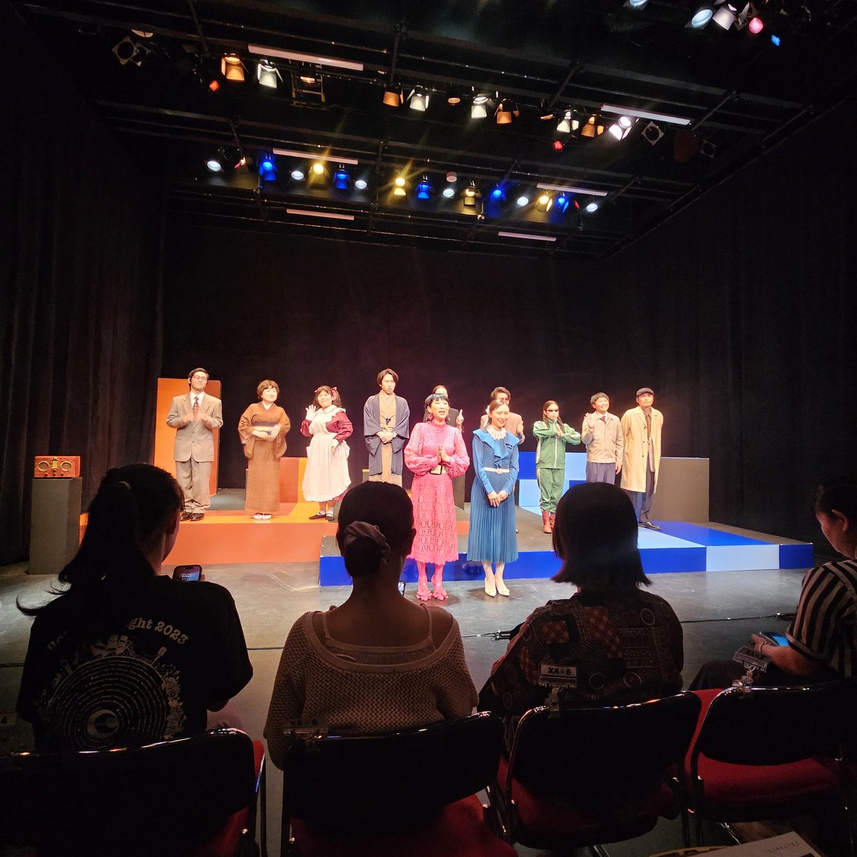 予想外れの?!期待通りでおもしろかったよ #スラステ リップスティック!
クセがあるキャラクターも良かったし衣装も素敵だった☻
久しぶりの舞台鑑賞、リフレッシュになりました☆
今週日曜までやってるよん♪
#舞台鑑賞 #インディペンデントシアター #秘密