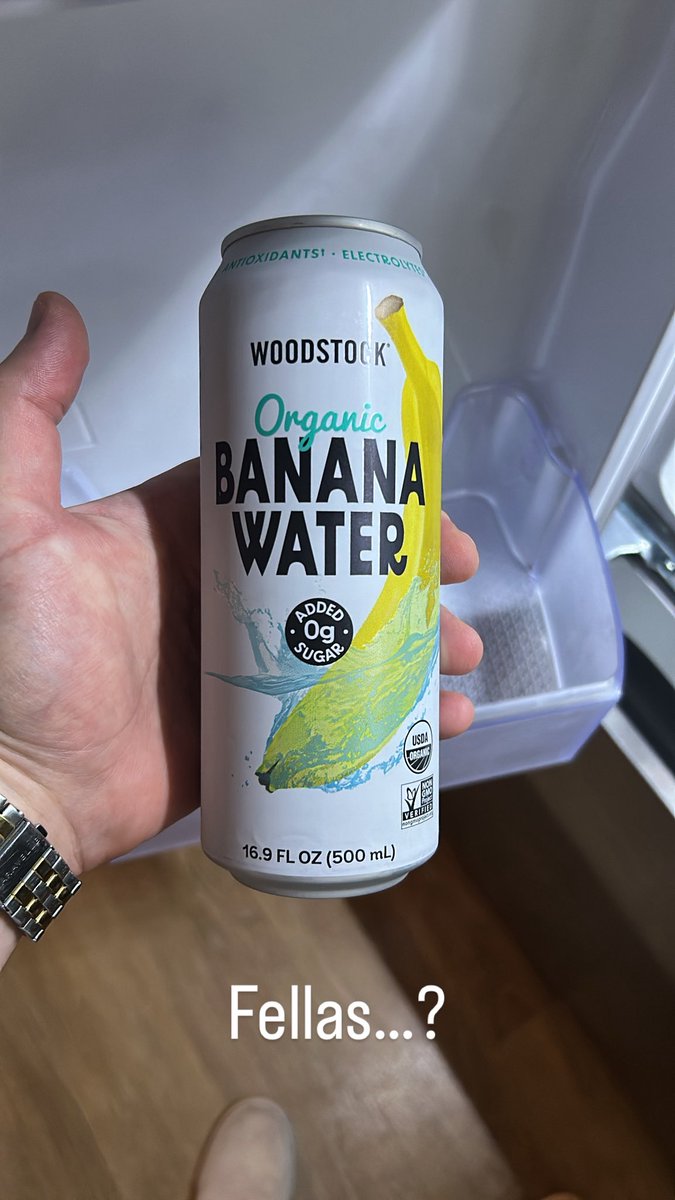 CLTBenji's tweet photo. This shit tastes like the water went to a banana therapist and left after 5 minutes https://t.co/7sQt7suCiv