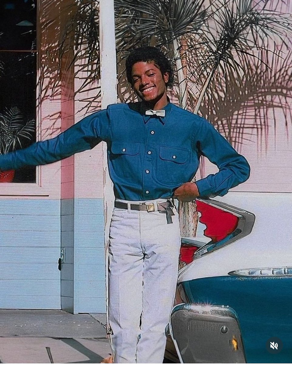 dunksothersista's tweet photo. I can remember exactly what I was doing when the news came thru. I miss MJ so so so much. My first fav. Oh so talented beyond measure, with a huge heart and a philanthropist who thru charity still gives. I loved everything abt him. Continue to rest in paradise MJ  🦋  #GOAT https://t.co/Q8S5I41Www