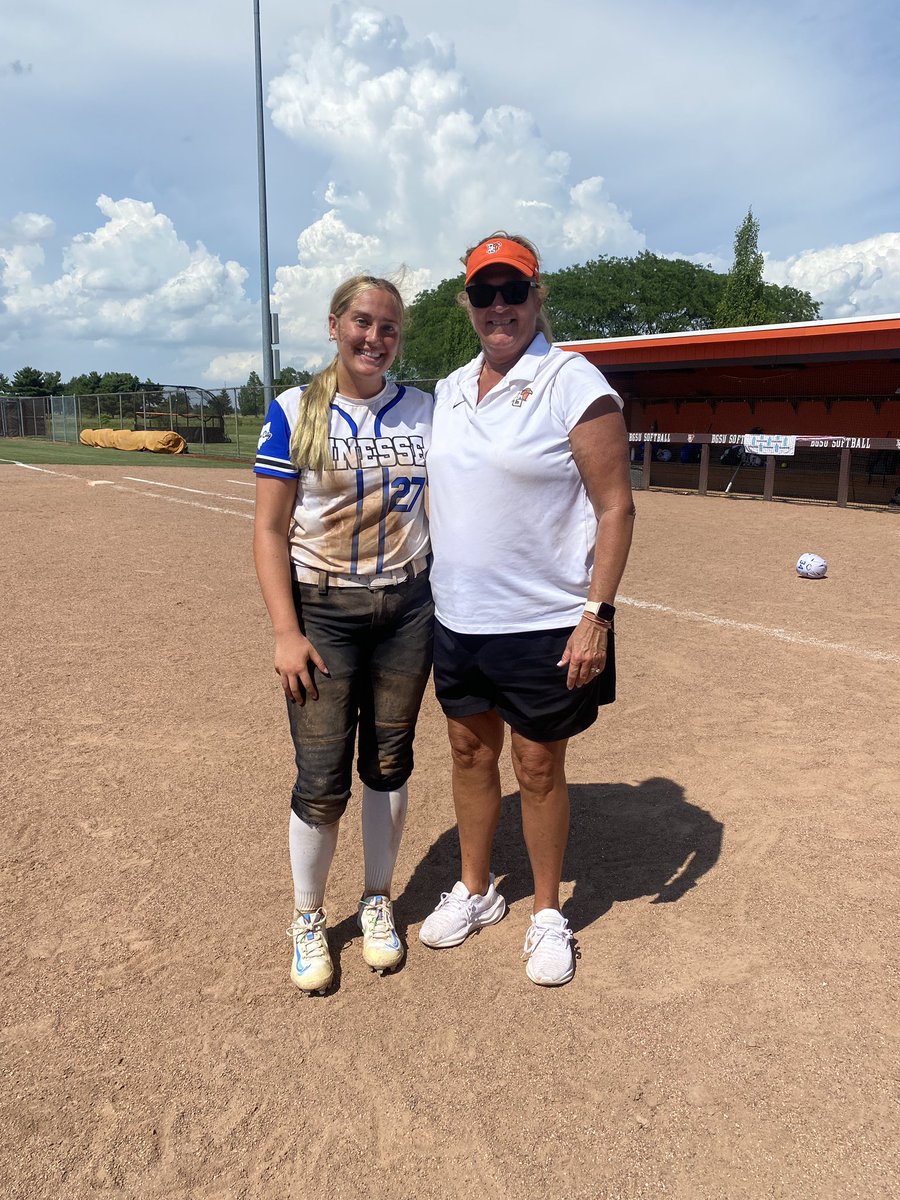 Madeline VonSacken tweet media