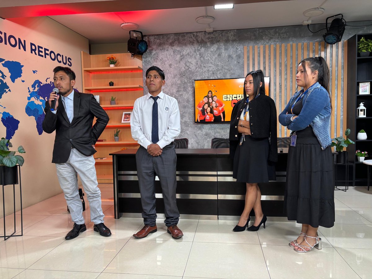 AdventistaMiCOP's tweet photo. 🔰Equipos #OYiM2025 de Ancón, Olivos "B" y Canta presentan informe de su avance durante este primer periodo en el #EncuentroOYiM #MiCOP 🧡 https://t.co/DCKSVl0g4f
