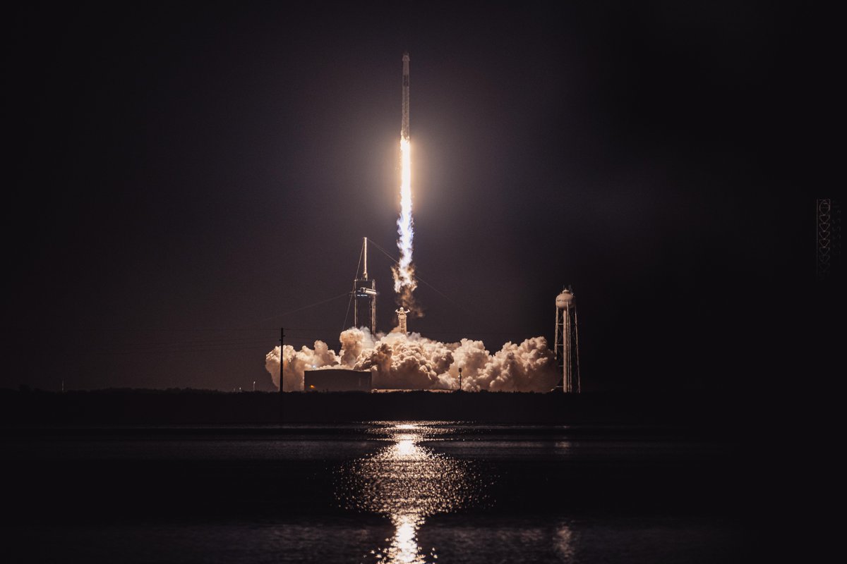 SLDelta45's tweet image. 🚀 Launch Pad Playback 🔁
New week, new rockets. Here’s what left the pad and made the sky its runway:
#Starlink 10-23 │ #ProjectKuiper KA-02 │ #Axiom AX-4
→ Total Launches This Year: 54 and climbing.
