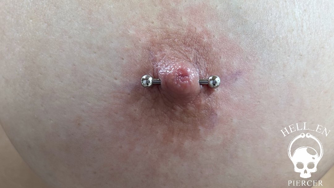 #nipplespiercings aplicados con joyería confeccionen titanio grado implante médico 🤓 

#perforaciones #perforaciondepezones #piercings #joyeriadetitanio #perforadorescolombianos #Bogotá #piercingsdepezon #perfos #pezones