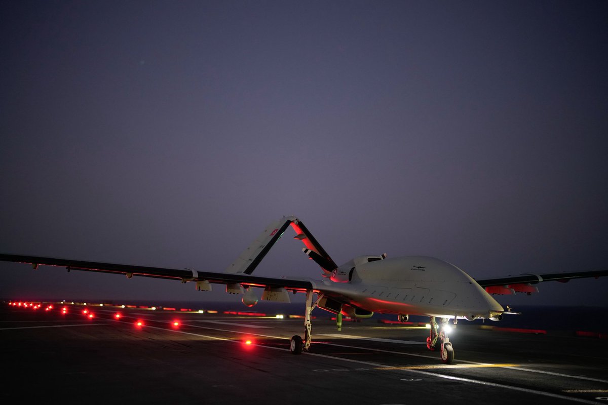 öyle gelişigüzel oldu ki, 
gidip tekrar gelsin istedim...