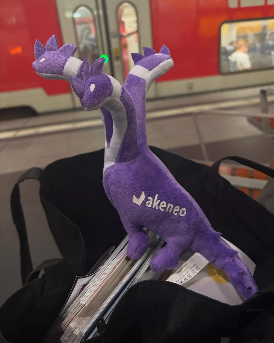 thilonordmeyer's tweet photo. Danke, liebe K5 – es war wieder ein Fest! Inspirierend, herzlich und voller Highlights… inklusive Dino-Magie und Lesestoff 💪 https://t.co/1rid9rUBai