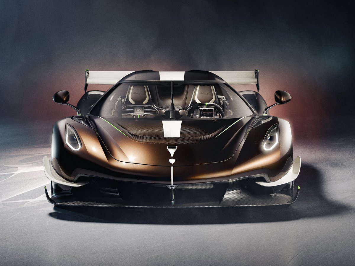 lerdvauto's tweet photo. 🇸🇪 Koenigsegg présente sa nouvelle hypercar nommée Sadair’s Spear : une Jesko Attack, mais en mieux !

• Carrosserie retravaillée pour une meilleure efficacité et stabilité aéro (nouvel aileron, arrière allongé, canards avant élargis, etc…)
• V8 Bi-Turbo de 1318 ch (avec carburant sans plomb ordinaire) - 1648 ch (avec carburant E85)
• 35 kg de moins par rapport à la Jesko Attack
• Limitée à 30 exemplaires

💬 Qu’en pensez-vous ?

#KoenigseggSadairsSpear
