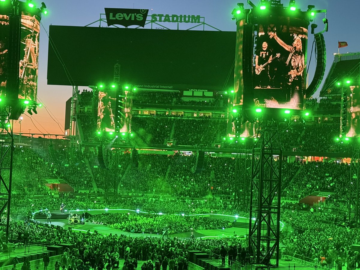 ITSMEJACKYO's tweet image. Anudder Metallica #NoRepeatWeekend in the books, 2 nights of insanity and surrealism.

#M72SantaClara