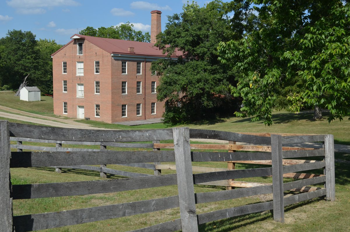 We need your input on the future development and considerations for Watkins Woolen Mill State Park and Historic Site! Please take a moment to complete our survey at ow.ly/suW450WgpOX to provide feedback.