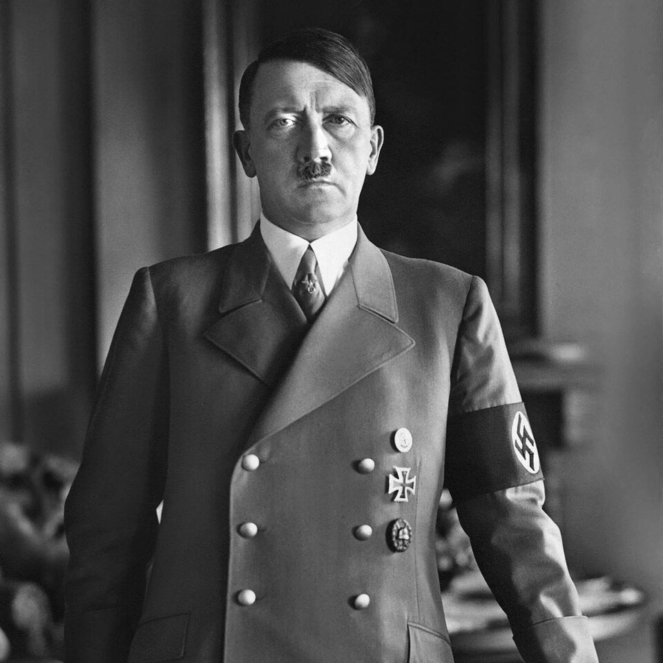 Cultination1's tweet photo. Avant l’Holocauste orchestré par Hitler, qui a causé la mort de 6 millions de Juifs, Léopold II au Congo a tué + 10 millions de Congolais. 
L'HISTOIRE HORRIBLE ET OUBLIÉE DU CONGO➡