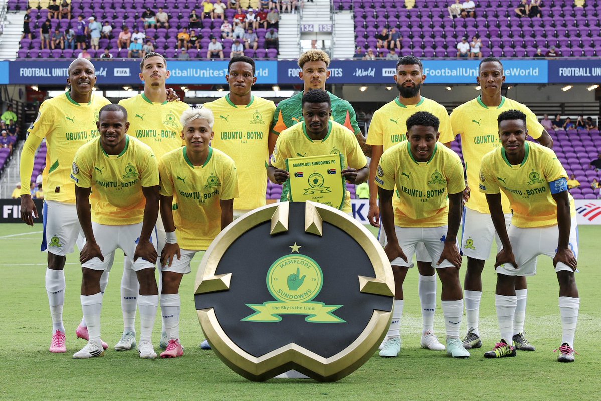 ActuFoot_'s tweet photo. 🚨 OFFICIEL ! 𝗜𝗟 𝗡’𝗬 𝗔𝗨𝗥𝗔 𝗣𝗔𝗦 𝗗𝗘 𝗖𝗟𝗨𝗕 𝗔𝗙𝗥𝗜𝗖𝗔𝗜𝗡 𝗘𝗡 𝗛𝗨𝗜𝗧𝗜𝗘̀𝗠𝗘𝗦 𝗗𝗘 𝗙𝗜𝗡𝗔𝗟𝗘 𝗗𝗘 𝗖𝗘 𝗠𝗢𝗡𝗗𝗜𝗔𝗟 𝗗𝗘𝗦 𝗖𝗟𝗨𝗕𝗦 ! ❌🏆🌍
 
▫️Esperance Tunis 🇹🇳
▫️Mamelodi 🇿🇦
▫️Wydad 🇲🇦
▫️Al Ahly 🇪🇬
 
 𝗧𝗢𝗨𝗦 𝗦𝗢𝗡𝗧 𝗘́𝗟𝗜𝗠𝗜𝗡𝗘́𝗦 𝗗𝗘̀𝗦 𝗟𝗔 𝗣𝗛𝗔𝗦𝗘 𝗗𝗘 𝗣𝗢𝗨𝗟𝗘 ! 😬