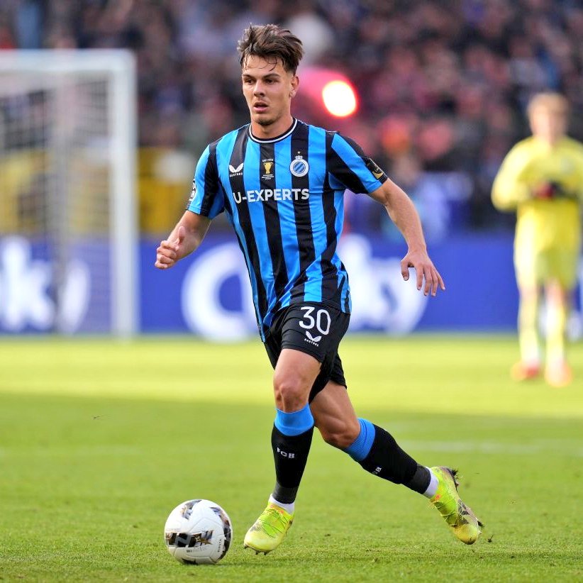 RudyGaletti's tweet photo. 🚨‼️ Man United remain keen on Ardon Jashari - as told yesterday on @TEAMtalk - assessing internally about making a concrete move soon.

💰 AC Milan are active on the 🇨🇭 CM, but the gap with Club Brugge is ~€10m.

‼️ The 🇧🇪 club is still asking for €35m fixed + bonuses. https://t.co/PtQsxYsAoq