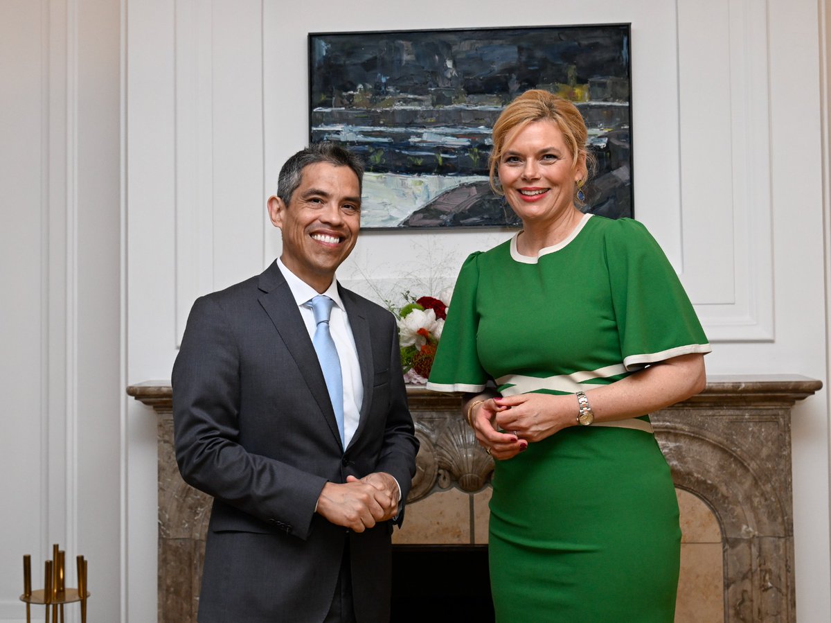 Un placer conversar con <a href="/JuliaKloeckner/">Julia Klöckner</a> presidenta del #Bundestag sobre nuestras coincidencias y causas comunes. Celebramos  los diversos mecanismos que nos permiten profundizar el diálogo México-Alemania. Foto: DBT/Stella von Saldern. <a href="/SRE_mx/">Relaciones Exteriores</a> <a href="/PacoQuiroga/">Francisco Quiroga</a>