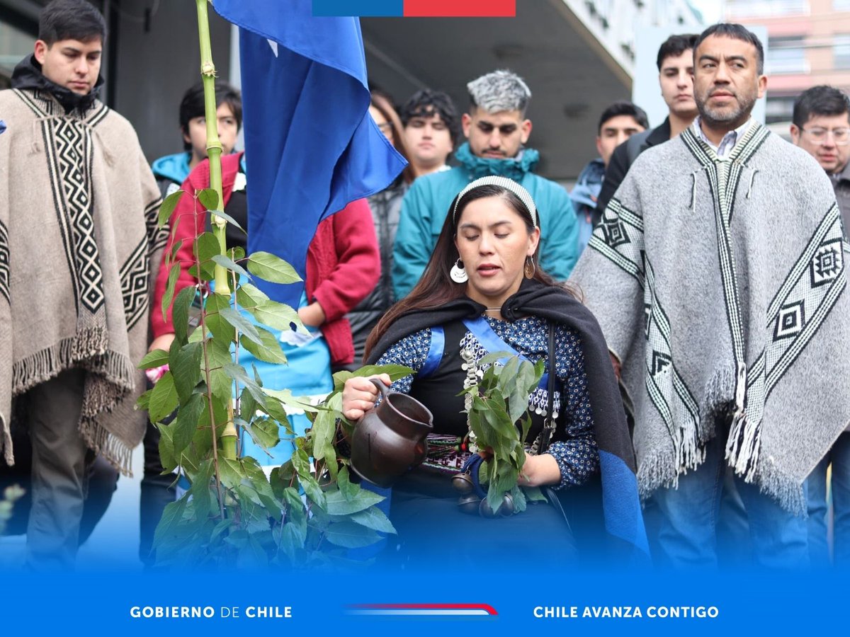 🌞🌱 En el marco de la celebración del nuevo ciclo de la naturaleza, INJUV Araucanía realizó una ceremonia de Wiñol Tripantü Wekeche junto a autoridades tradicionales, regionales y juventudes provenientes de distintas comunas de la región.