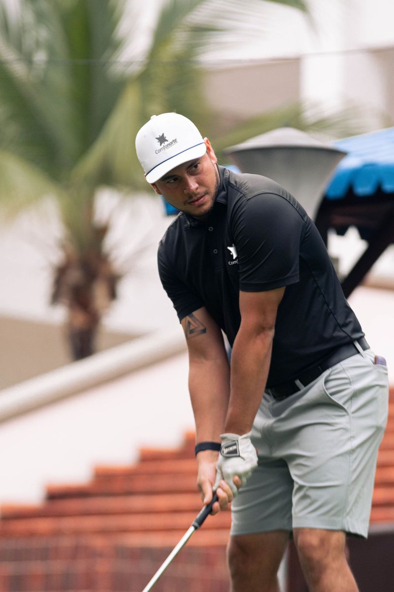 #Comfanorte 🏌🏻| Felicitamos a nuestro deportista @carlosjardila , por su buen rendimiento al subir al puesto #69 en el World Amateur Golf Ranking; siendo uno de los mejores caballeros nacionales en el golf del momento.

Desde Comfanorte deseamos que sigas teniendo éxitos. ⛳️💢