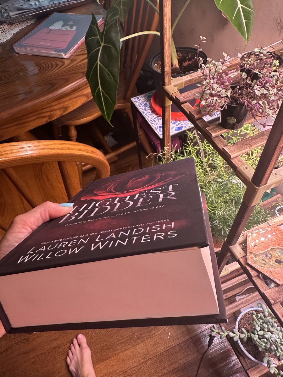 SaraNature1980's tweet photo. My sister bought me this and said I have to read it. I feel like I’m in for quite the ride…❤️🔥
#booktokgirlie #highestbidder #books https://t.co/IJ57tHILH8