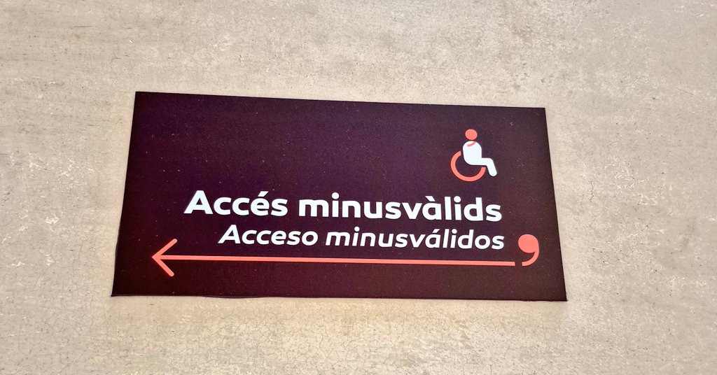Pilar Duque (@pilarduque78) on Twitter photo Les paraules importen i llegir "accés minusvàlids", m'esgarrifa.
Cal canviar la senyalització de l'Auditori <a href="/AXASegurosEs/">AXA España</a> de l'<a href="/lilladiagonal/">L'illa Diagonal</a> i adaptar-la a la normativa.
Com habitualment, dieu-me punyetera, però seria "accés per a persones amb mobilitat reduïda". Les paraules importen i llegir "accés minusvàlids", m'esgarrifa.
Cal canviar la senyalització de l'Auditori <a href="/AXASegurosEs/">AXA España</a> de l'<a href="/lilladiagonal/">L'illa Diagonal</a> i adaptar-la a la normativa.
Com habitualment, dieu-me punyetera, però seria "accés per a persones amb mobilitat reduïda".