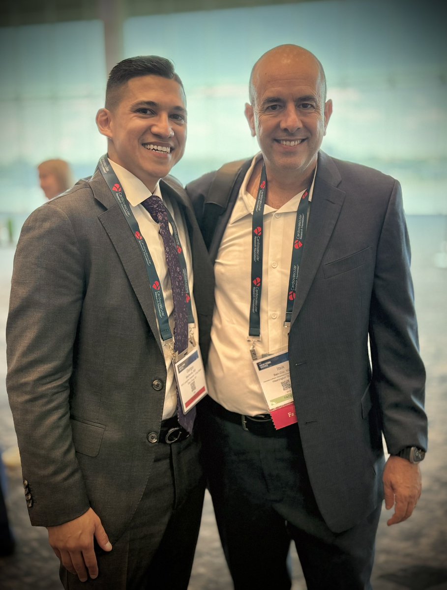 Giorgio A. Medranda MD, FACC, FAHA, FSCAI (@giorgiomedranda) on Twitter photo Always great catching up with the one and only my former program director <a href="/DorBen/">Itsik Ben Dor</a> at #NYValves2025!! Always great catching up with the one and only my former program director <a href="/DorBen/">Itsik Ben Dor</a> at #NYValves2025!!