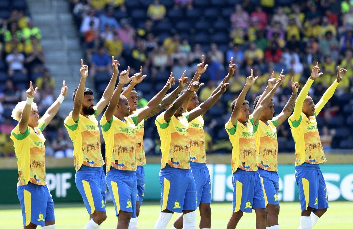 SalimoAnne's tweet photo. Leave a LIKE for Mamelodi Sundowns👍 #Masandawana #FIFACWC #FIFAClubWorldCup https://t.co/v22xTRgFHi