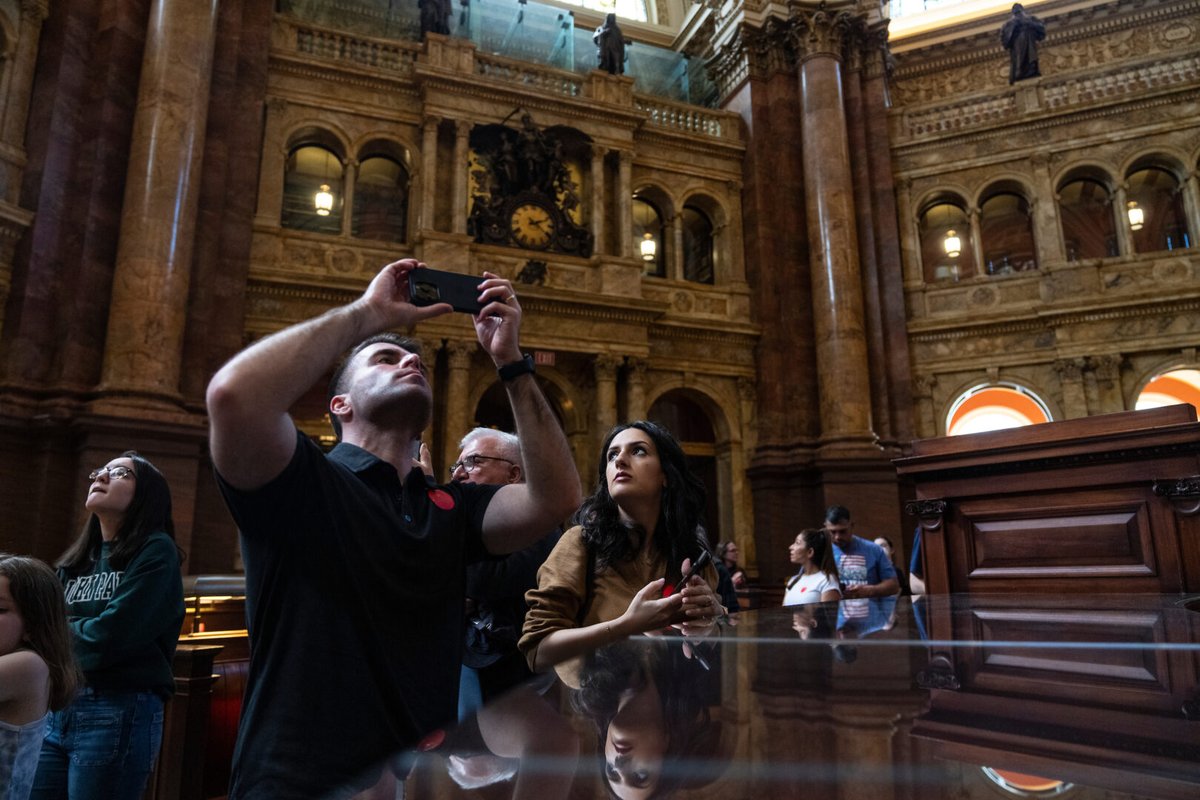 Fresh off Trump firings, Library of Congress stares down a proposed cut — ow.ly/k3C150Wgt7p