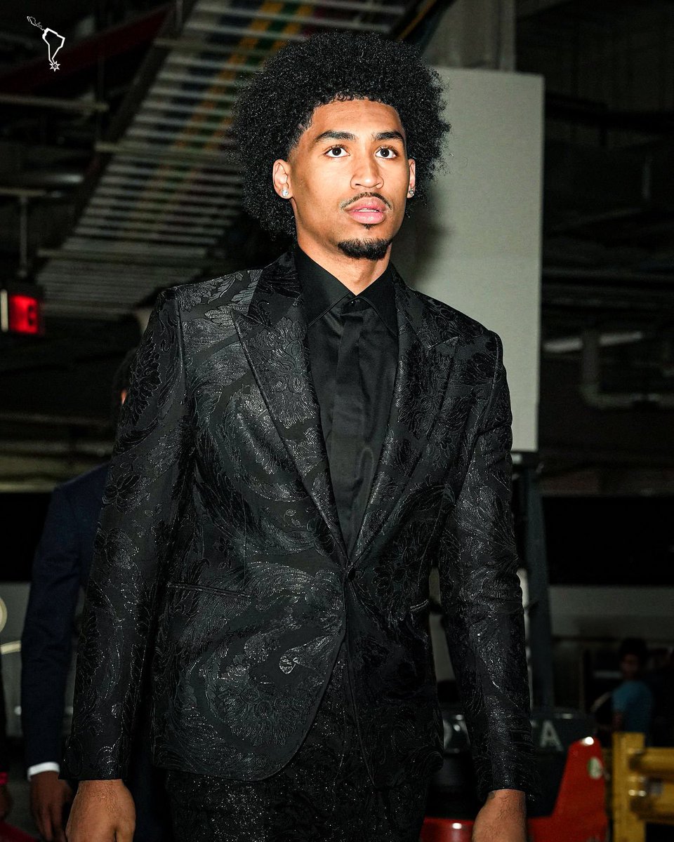 Dylan Harper has the best suit in the Green Room #NBADraft