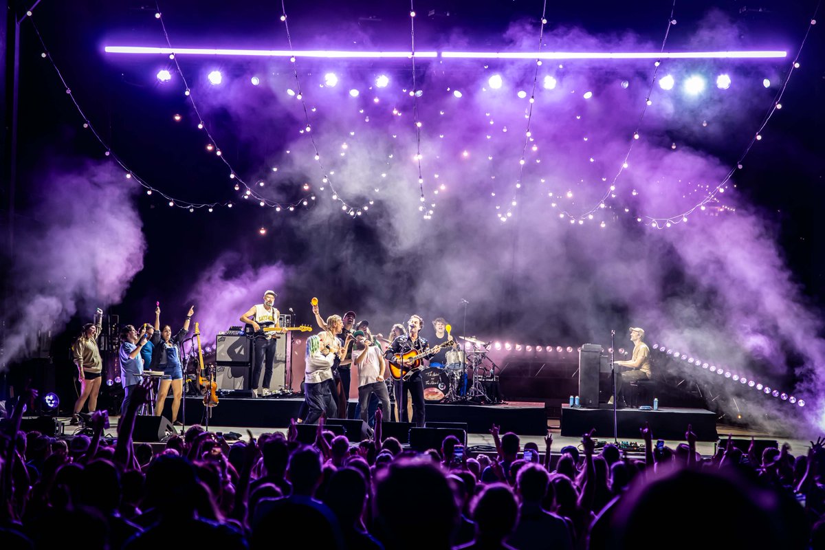 WhitewaterRocks's tweet image. The harmonies. The energy. The crowd. 💫
Huge thanks to @headandtheheart and everyone who came out on June 14!
What a show.
#THATHLive #ConcertRecap
📸 @christinafedd