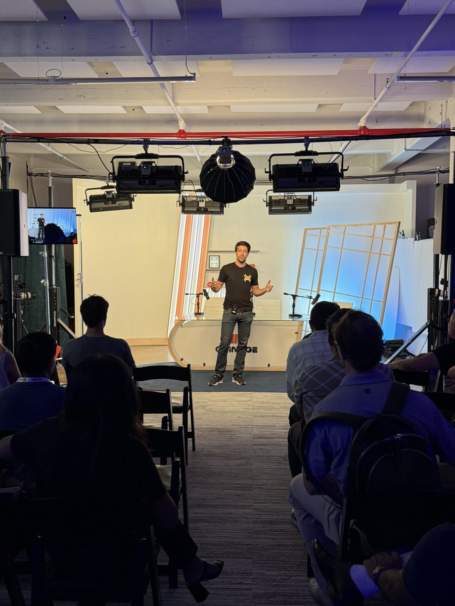 Jerry (@jerryppb) on Twitter photo “I want to see Bitcoin become the money of the world” - <a href="/WillemSchroe/">Willem S 🕷⛓️</a>
Thanks for hosting <a href="/coinage_x_daic/">Coinage x DAIC</a> “I want to see Bitcoin become the money of the world” - <a href="/WillemSchroe/">Willem S 🕷⛓️</a>
Thanks for hosting <a href="/coinage_x_daic/">Coinage x DAIC</a>