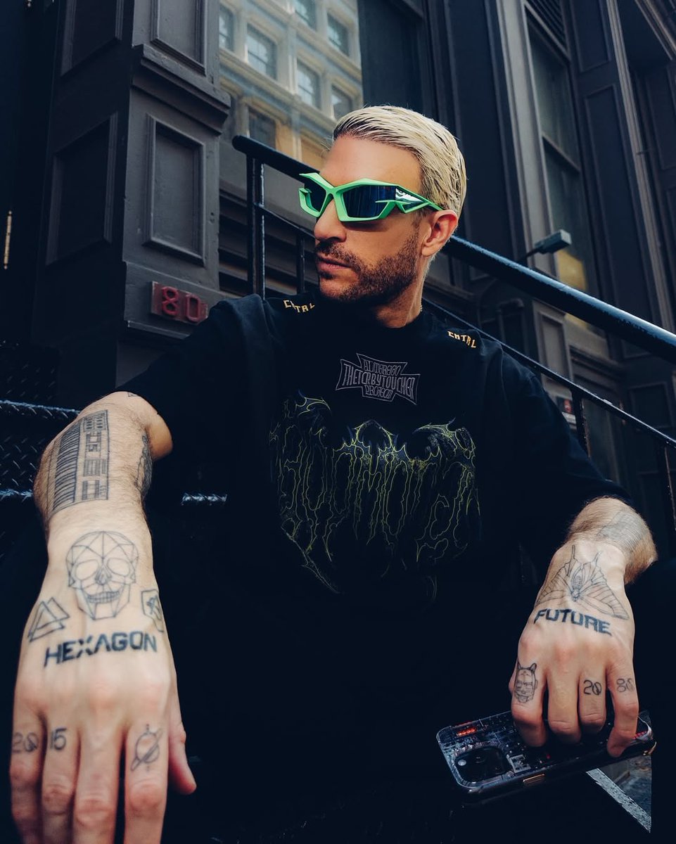 Echostage (@echostage) on Twitter photo Future-facing producer, streetwear mogul, & head of <a href="/HexagonHQ/">Hexagon HQ</a> <a href="/DonDiablo/">Don-Diablo.ETH</a> returns to Echostage on Saturday, July 12th.
⬡ Tickets are on sale now → tix.echostage.com/diablo25 Future-facing producer, streetwear mogul, & head of <a href="/HexagonHQ/">Hexagon HQ</a> <a href="/DonDiablo/">Don-Diablo.ETH</a> returns to Echostage on Saturday, July 12th.
⬡ Tickets are on sale now → tix.echostage.com/diablo25