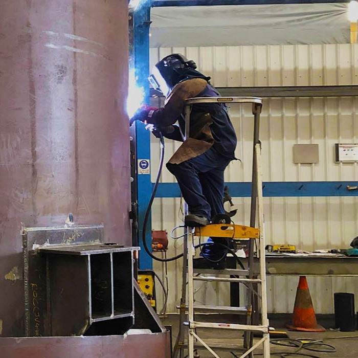 With ISO 3834 &amp; CC3 certification, robotic welding tech &amp; landmark projects like The Great Emu in the Sky, Chess Engineering is leading innovation in Australian fabrication - bit.ly/4d8PReL  

#WeldingIndustry #WeldAustralia#AustralianManufacturing