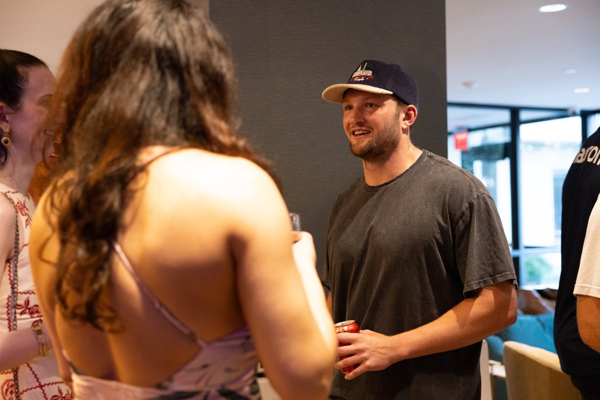 OldGloryDC's tweet image. Thank you to @RentDittmar Richmond Square Apartments for hosting yesterday’s meet and greet! It was great to connect with residents and spend time together in the community.
#ScrumTogether