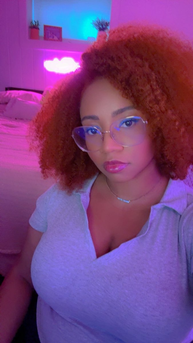 regalquin's tweet photo. turning red 👩🏾‍🦰🧡 https://t.co/uh4U0174gZ