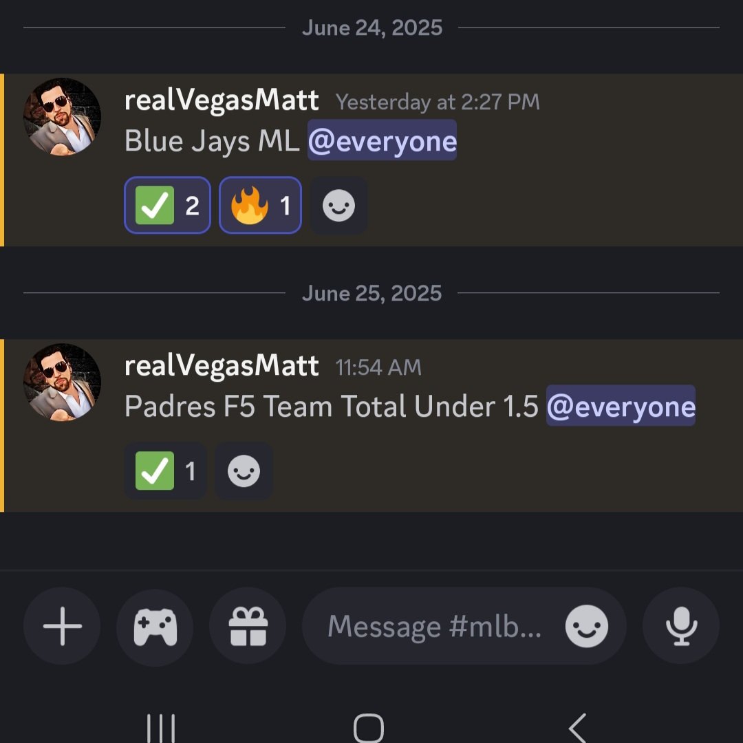 realVegasMatt's tweet photo. This is a MIC DROP on #gamblingX 16 STRAIGHT WINS! Stop paying pretenders, get with a real Las Vegas pro! Padres F5 Team Total Under 1.5✅️

#MLBPicks #GamblingTwitter #GamblingCommunity #bettingtwitter #BettingX #bettingpicks LIKE and RT🙏 https://t.co/LXn70Me4FM