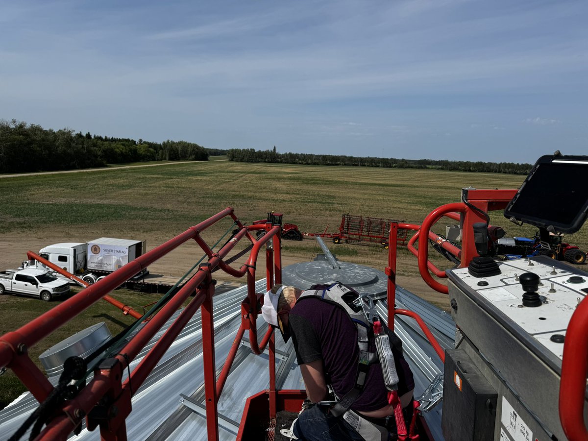 SilverStarAg's tweet image. Nice start to the season doing a complete harvest ready service to this customers Bin Sense system. We make sure to check all components of the system to ensure it continues to work properly for as long as possible.